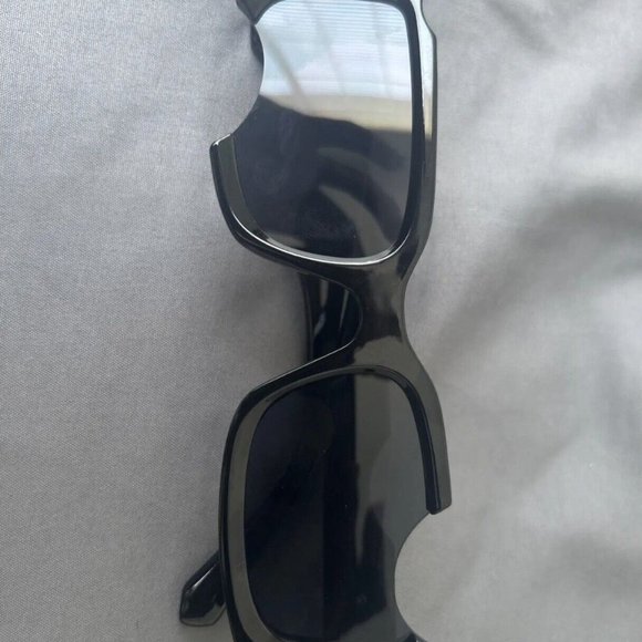 Cool Small Square Sunglasses Women Men Trendy Retro Small Rectangle Sunglasses - Picture 11 of 12